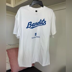 Quad City River Bandits Baseball White T-Shirt with Blue Bandits Logo Size XL